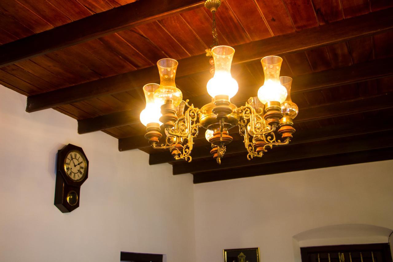 Hotel La Felicita Mirissa Kültér fotó